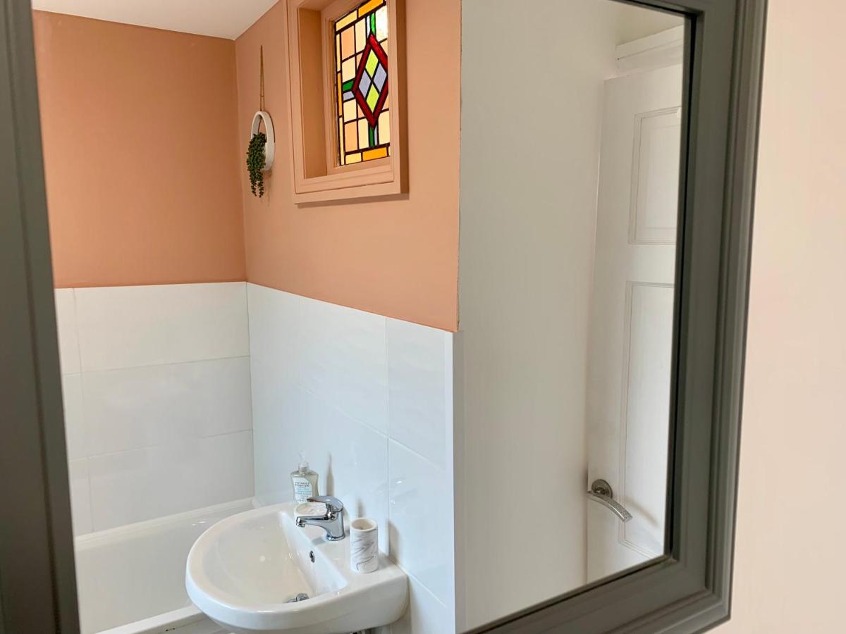 Stunning Rural Apartment - Sleeps 4 - Parking Lichfield Exterior foto